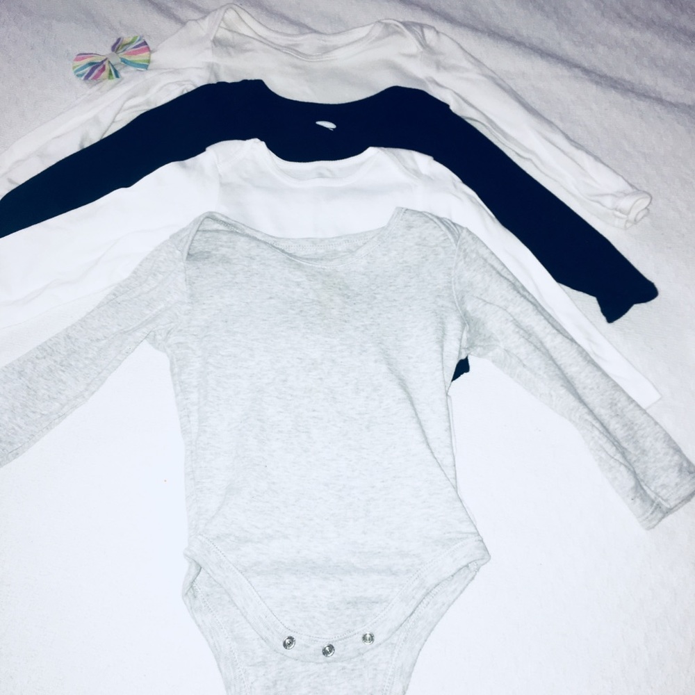 Long sleeves bodysuit boy or girl 18-24m